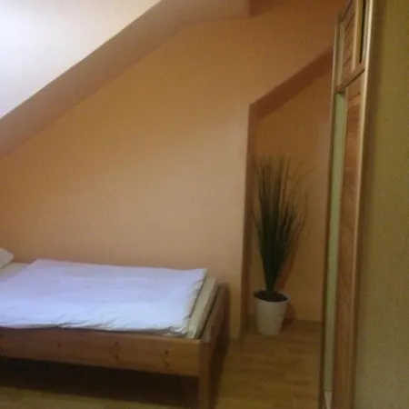 Y * بالاتوليلّي