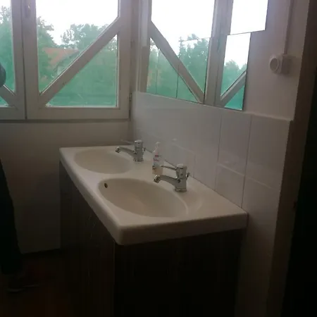 Y Hostel