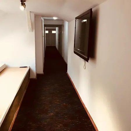 Y Hostel